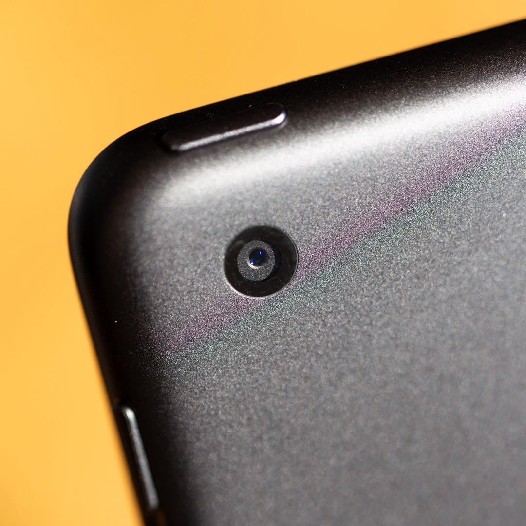 iPad 第7世代 Wi-Fiモデル 32GBケース・ワイヤレスキーボード付き