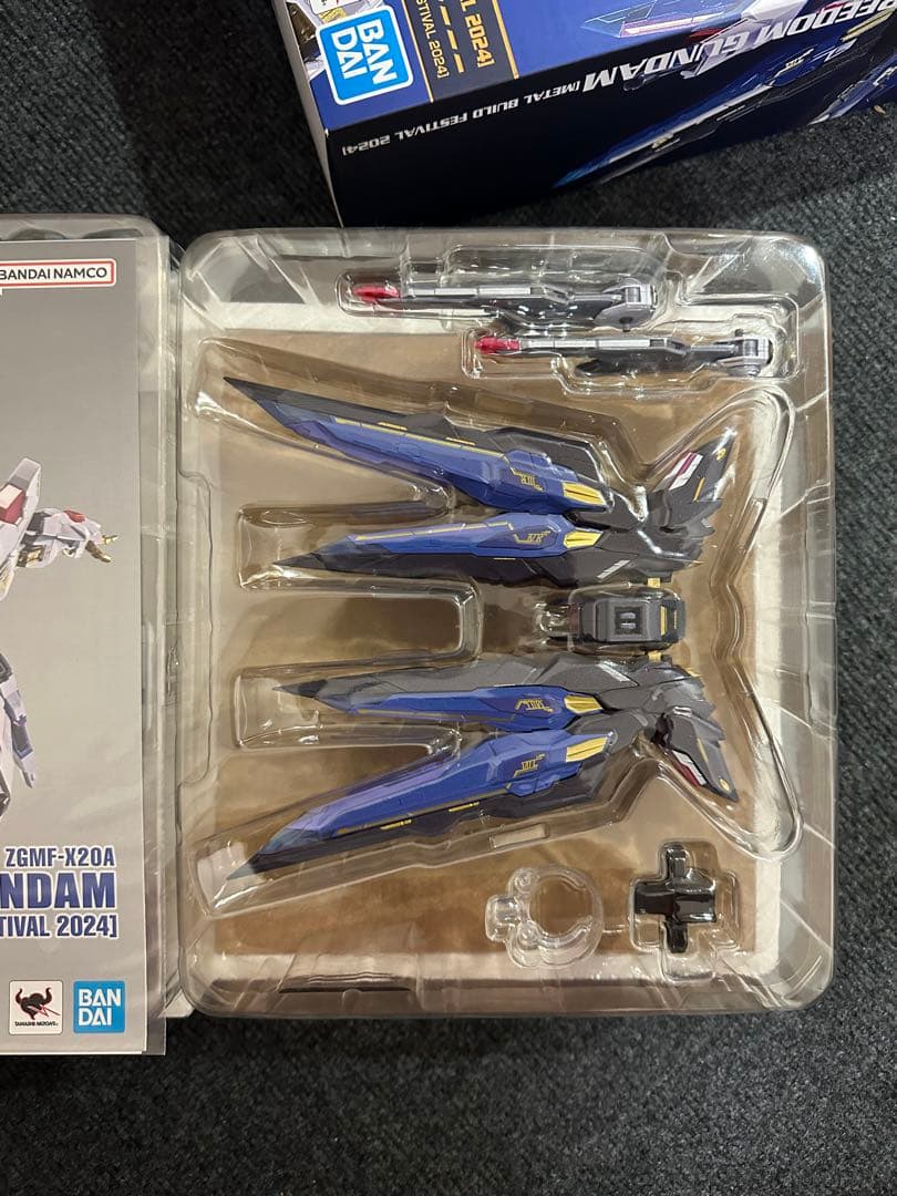 L BUILD メタルビルド　ストライクフリーダムガンダム　2024