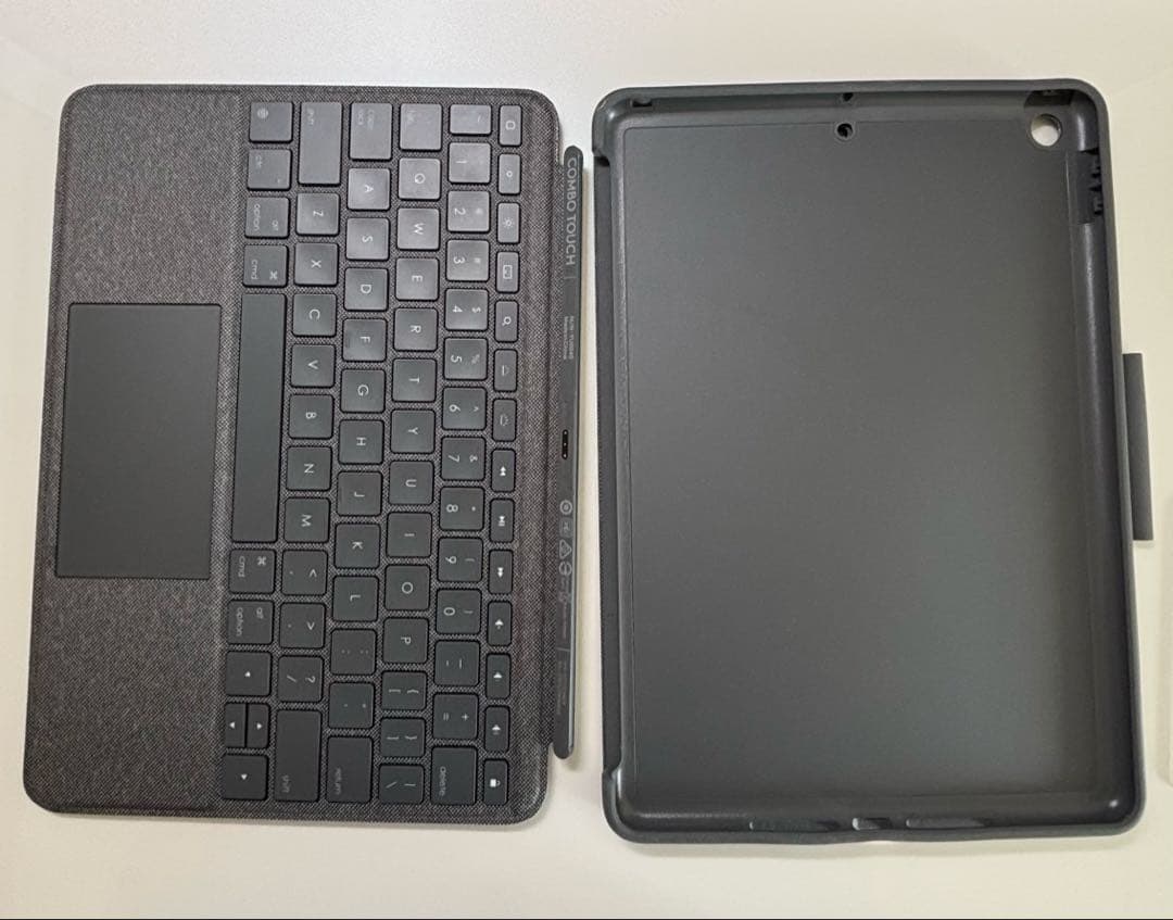 ロジクール iPad 10.2 インチ コンボタッチ　 iK1057BKA