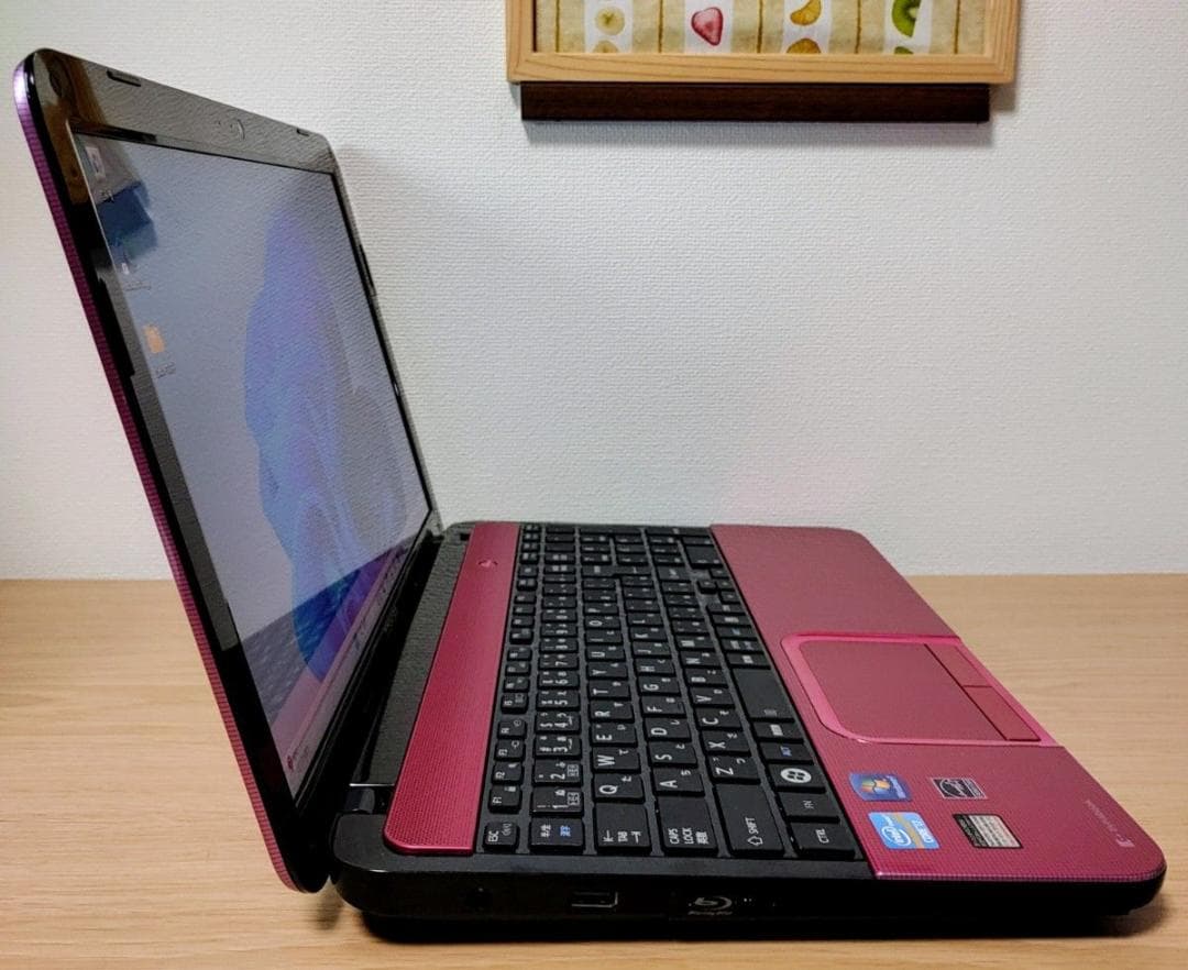 TOSHIBA dynabook Corei7 メモリ16GB SSD512GB