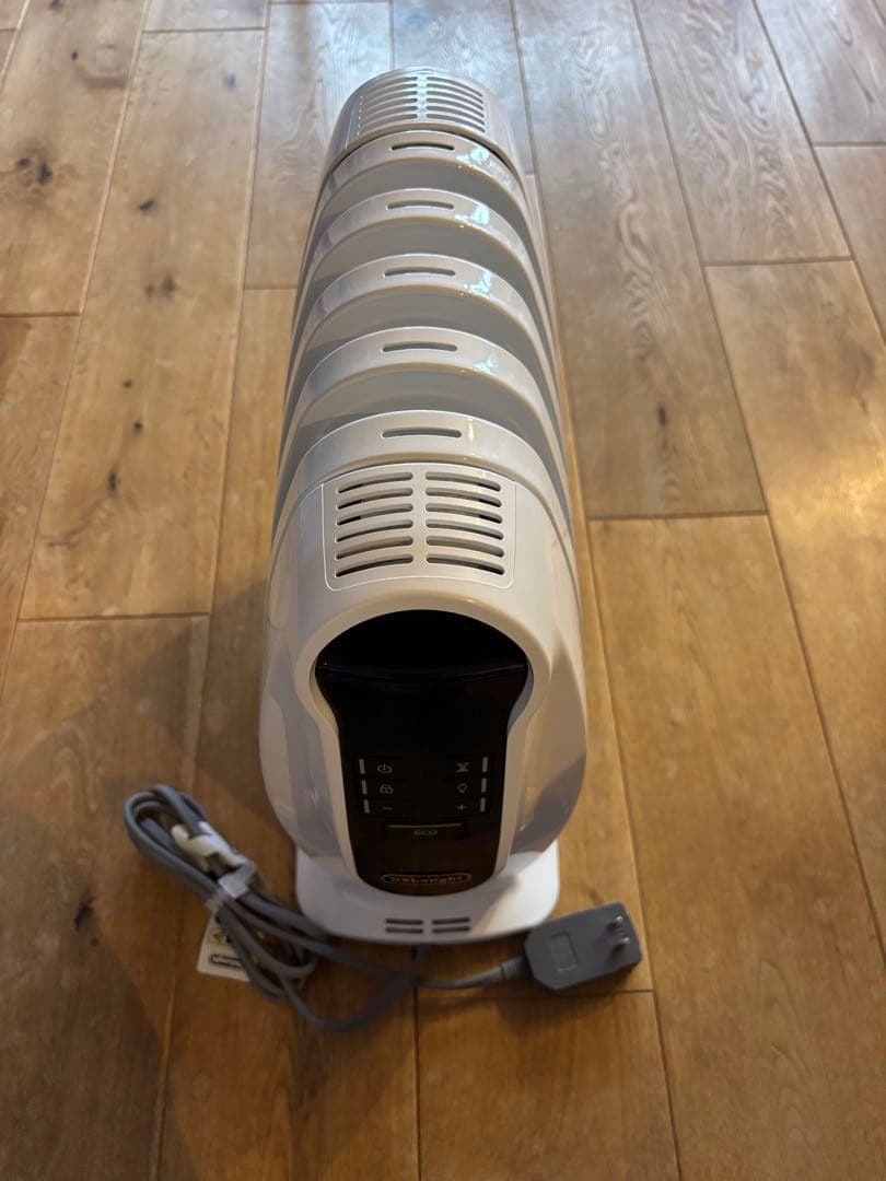 【超美品】エコモード搭載デロンギオイルヒーター