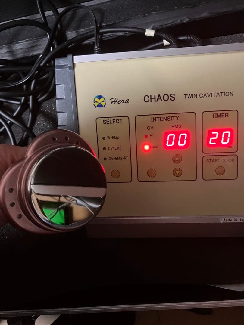 エステ機器 キャビテーション RF ラジオ波 EMS