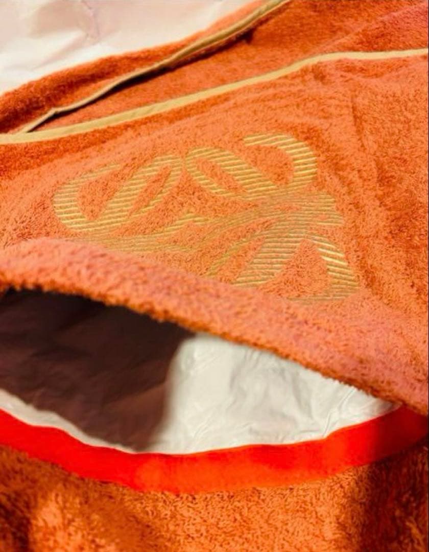ロエベ　LOEWE アナグラム刺繍　大判タオル　未使用
