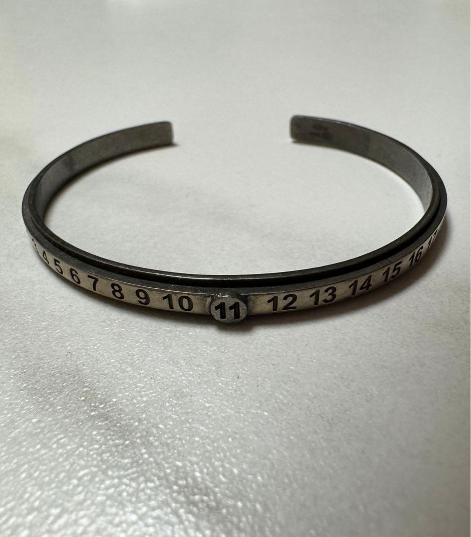 Maison Margiela マルジェラ ナンバーロゴ バングル