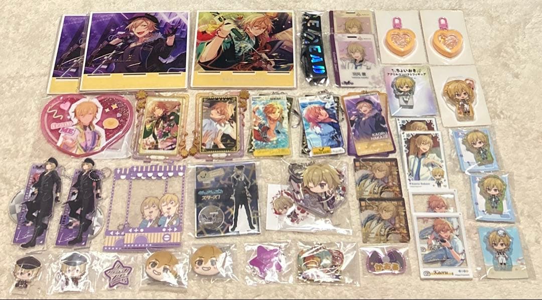 あんスタ　羽風　薫　セット　缶バ　アクスタ　アクキー　中国　台湾　韓国