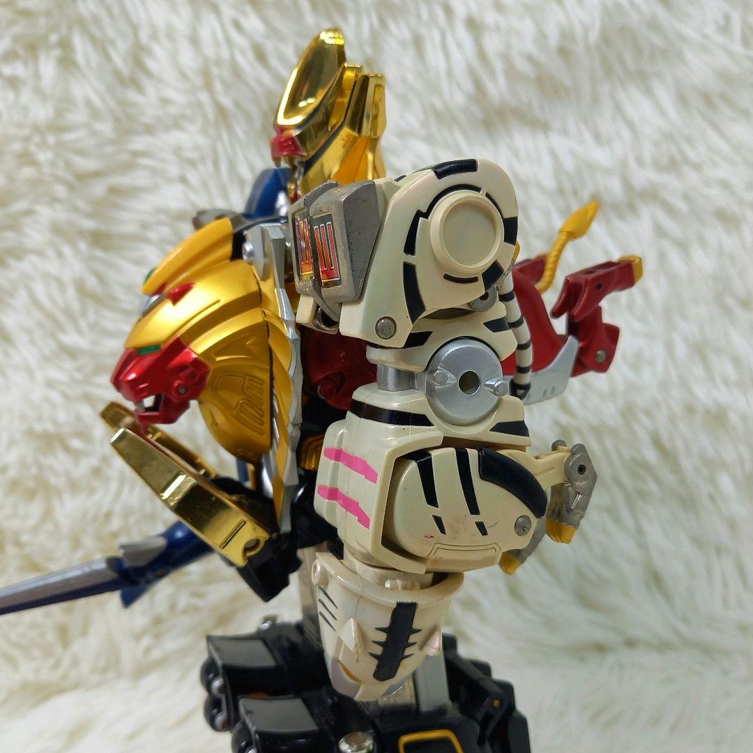 ​希少品✨百獣戦隊ガオレンジャー DX超合金 ガオキング スーパー戦隊 ロボット