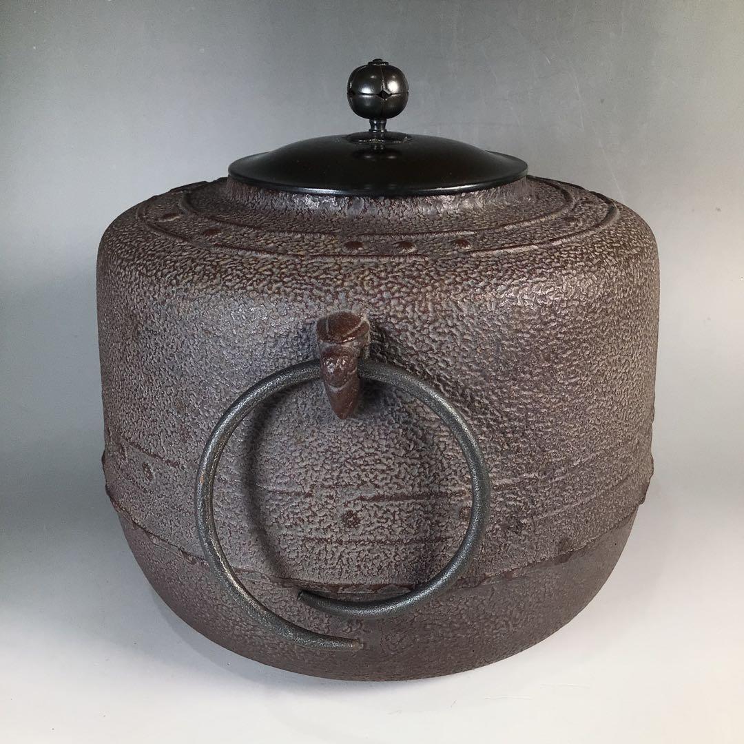 Ｎ９６２　茶釜　『人間国宝　高橋敬典造』『万代屋釜』　共箱　茶道具