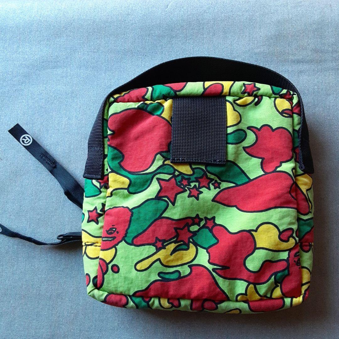 A BATHING APE ア・ベイジング・エイプポーチ　カモフラージュ