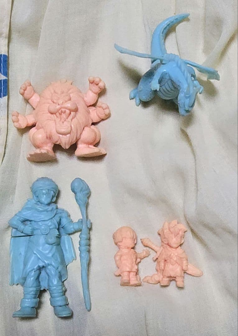 ドラゴンクエスト クロスアップ 消しゴム 30体