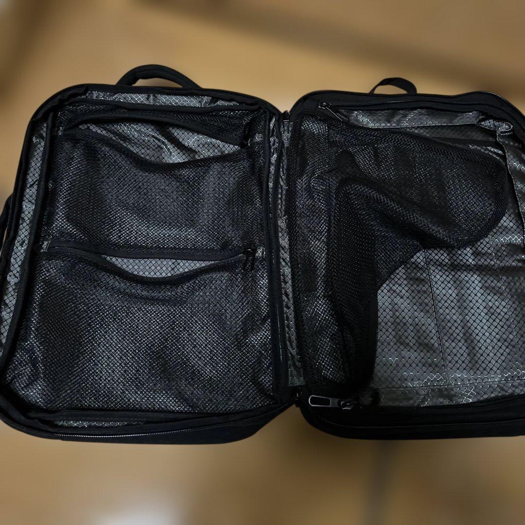 美品］Evoonマルチビジネスリュック3.0 大容量 拡張機能 多機能 撥水加工