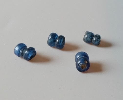 ☆ローマ時代：ブルー・ガラスのビーズ　4個セット