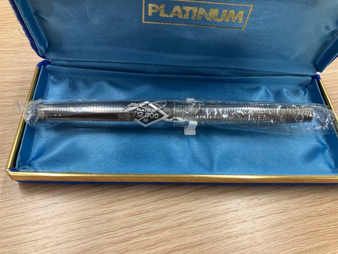 PLATINUM 万年筆 K14WG 専用ケース付き