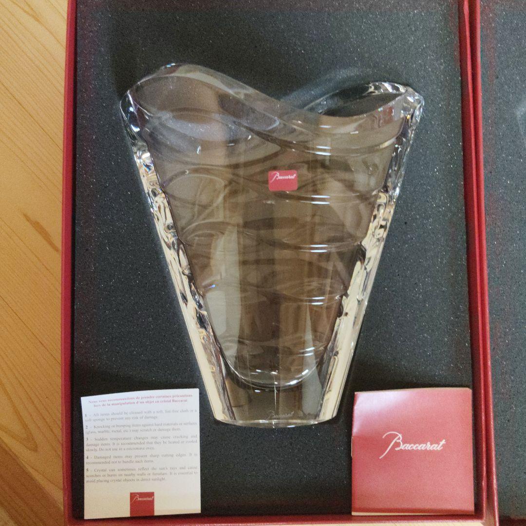 Baccarat ウェーブフラワーベース