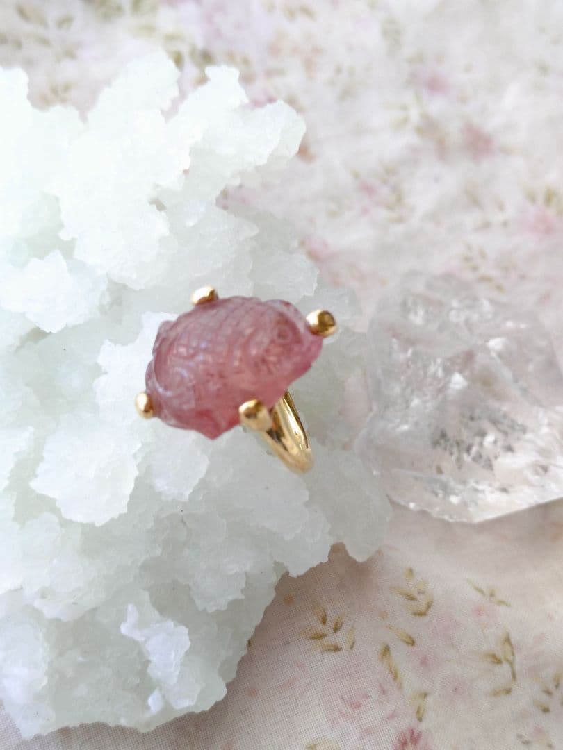 みんにょ☆ボンマジック☆ピンクトルマリン☆鯛？彫刻リングk18