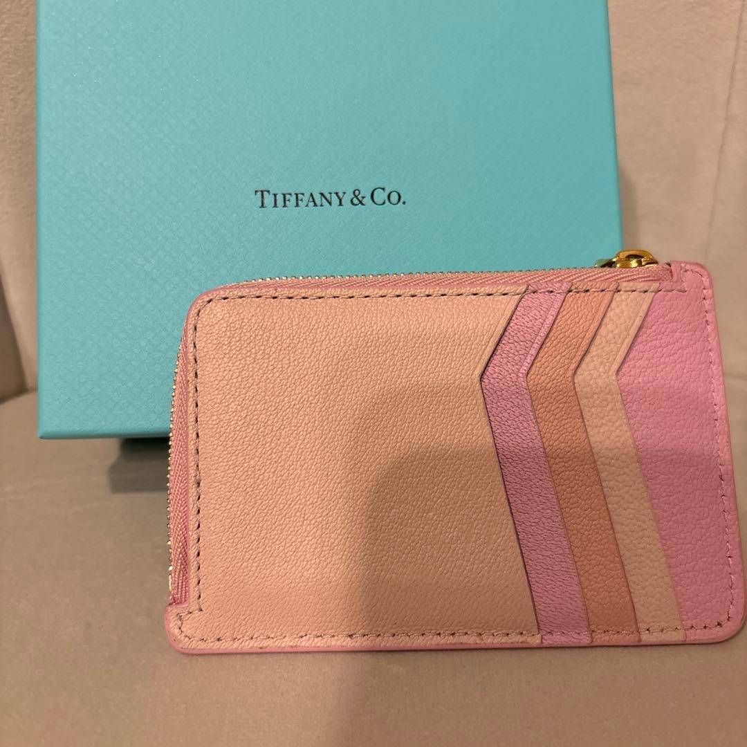 ティファニー　カードケース　財布　ピンク系
