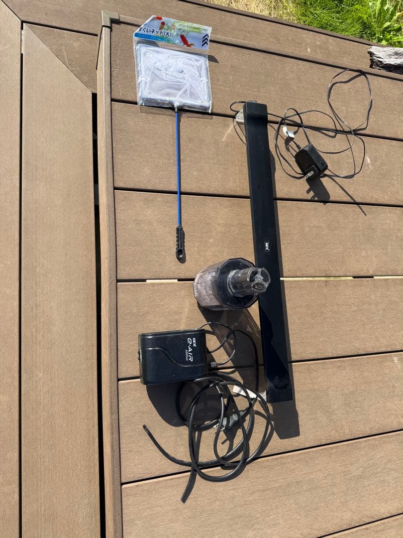 ガラス水槽 60cm セット 水槽台 • フィルター・LEDライト付き