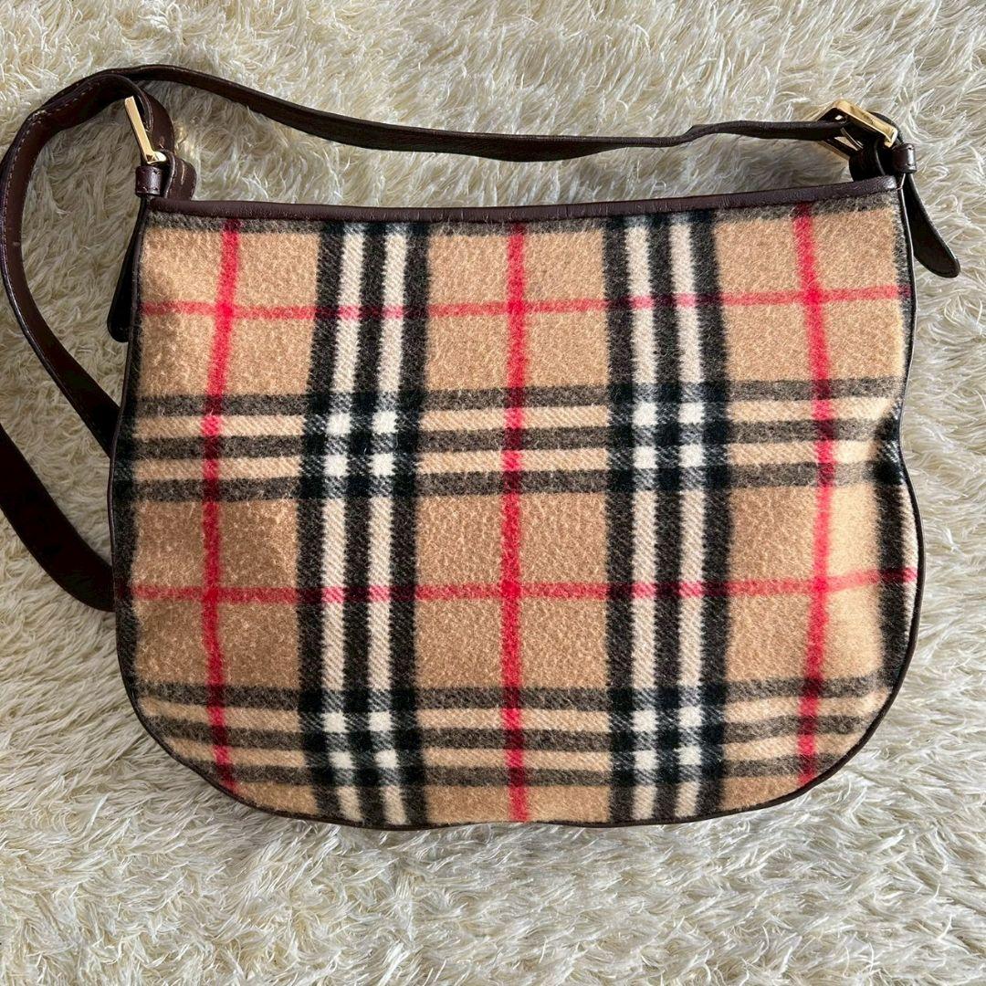 バーバリー　ショルダーバッグ　ノバチェック　ウール　肩掛け　斜め掛け　茶