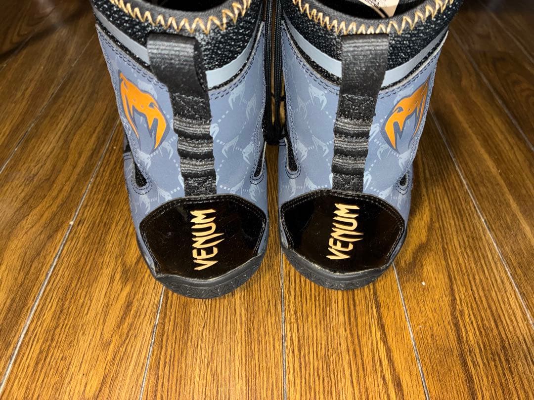 『激レアモデル‼️』Venum Elite Evo Monogram