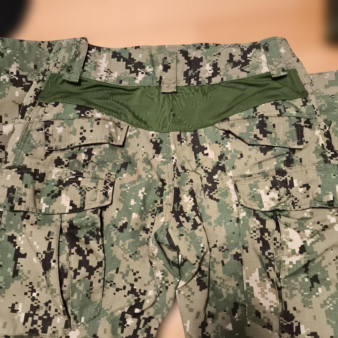 1 海軍装備一式　aor2迷彩　デジカモ　crye g3　戦闘服　ベスト　ベルト