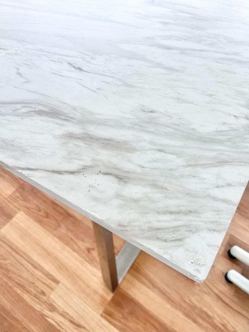 650 Why’d様ダイニングテーブル モダンデザイン シルバー