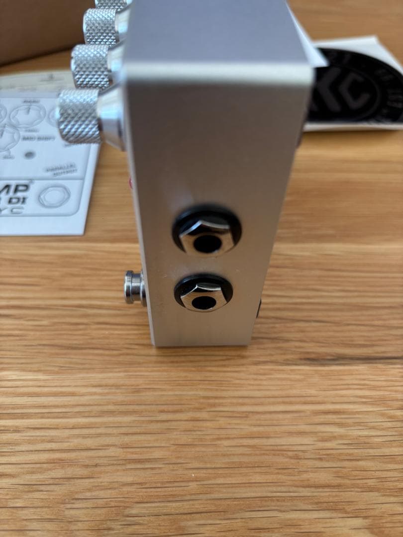 Tech 21 SansAmp Para D DI 20周年記念モデル