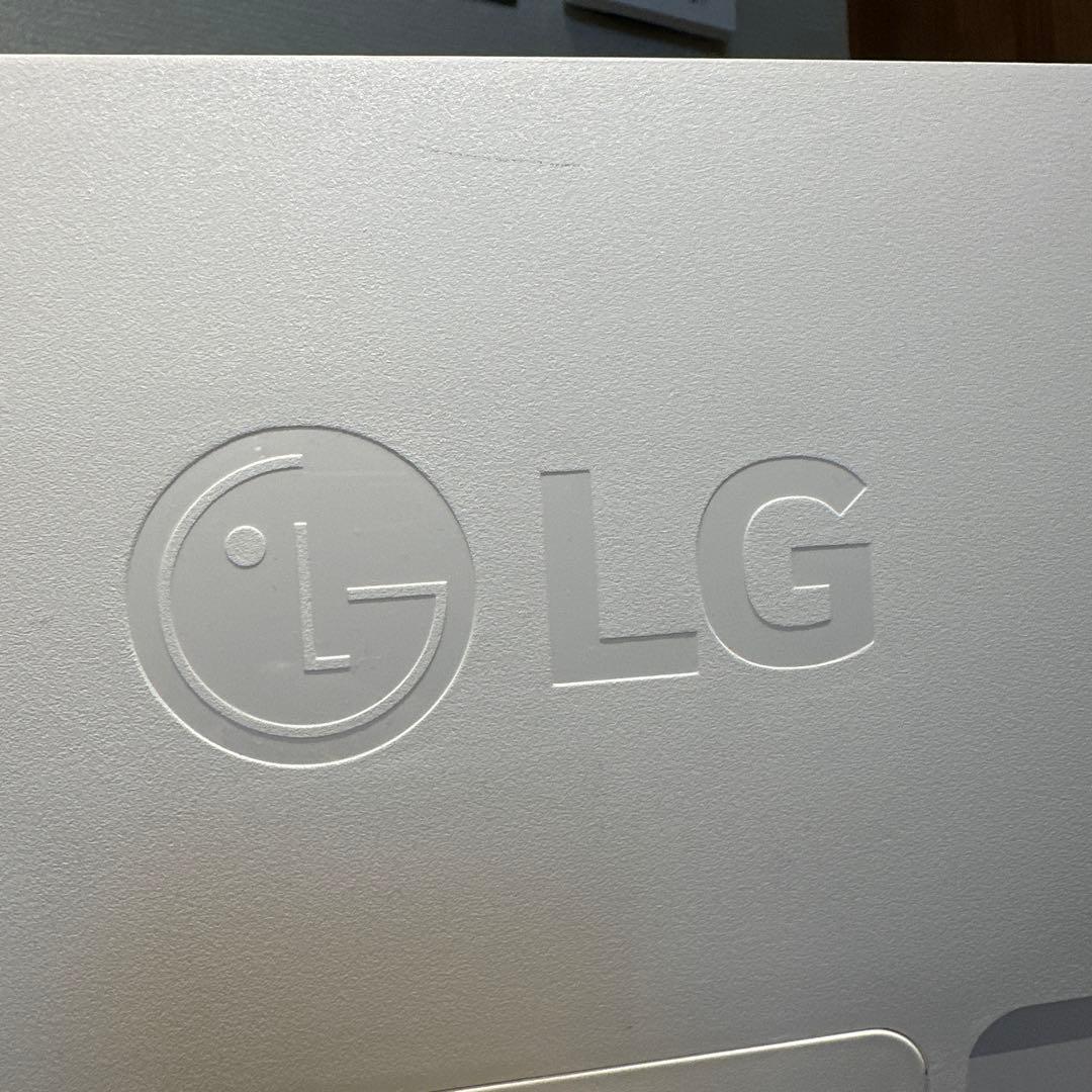 LG 32UN650-W 31.5インチ 4K HDR モニターディスプレイ