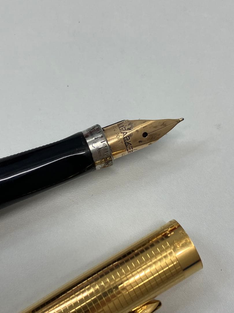 パーカー 万年筆 ゴールドカラー ペン先刻印あり　【3644】