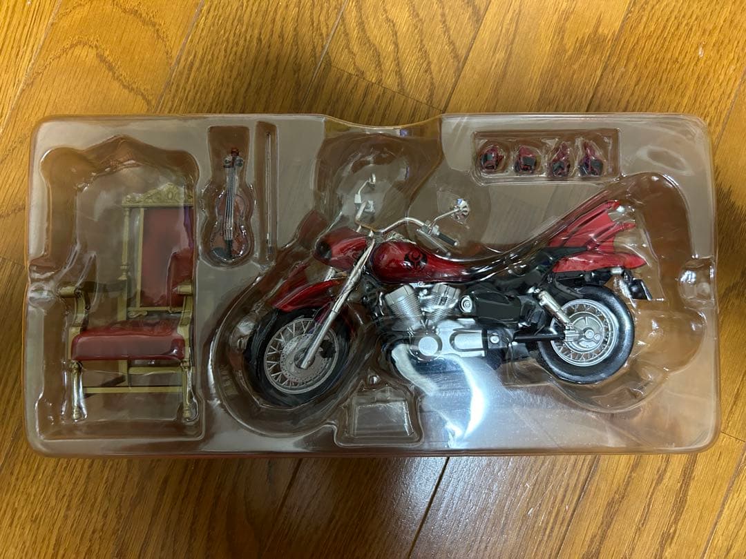 初回特典あり！仮面ライダーキバ、台座、エンペラーフォーム、マシンキバーセット