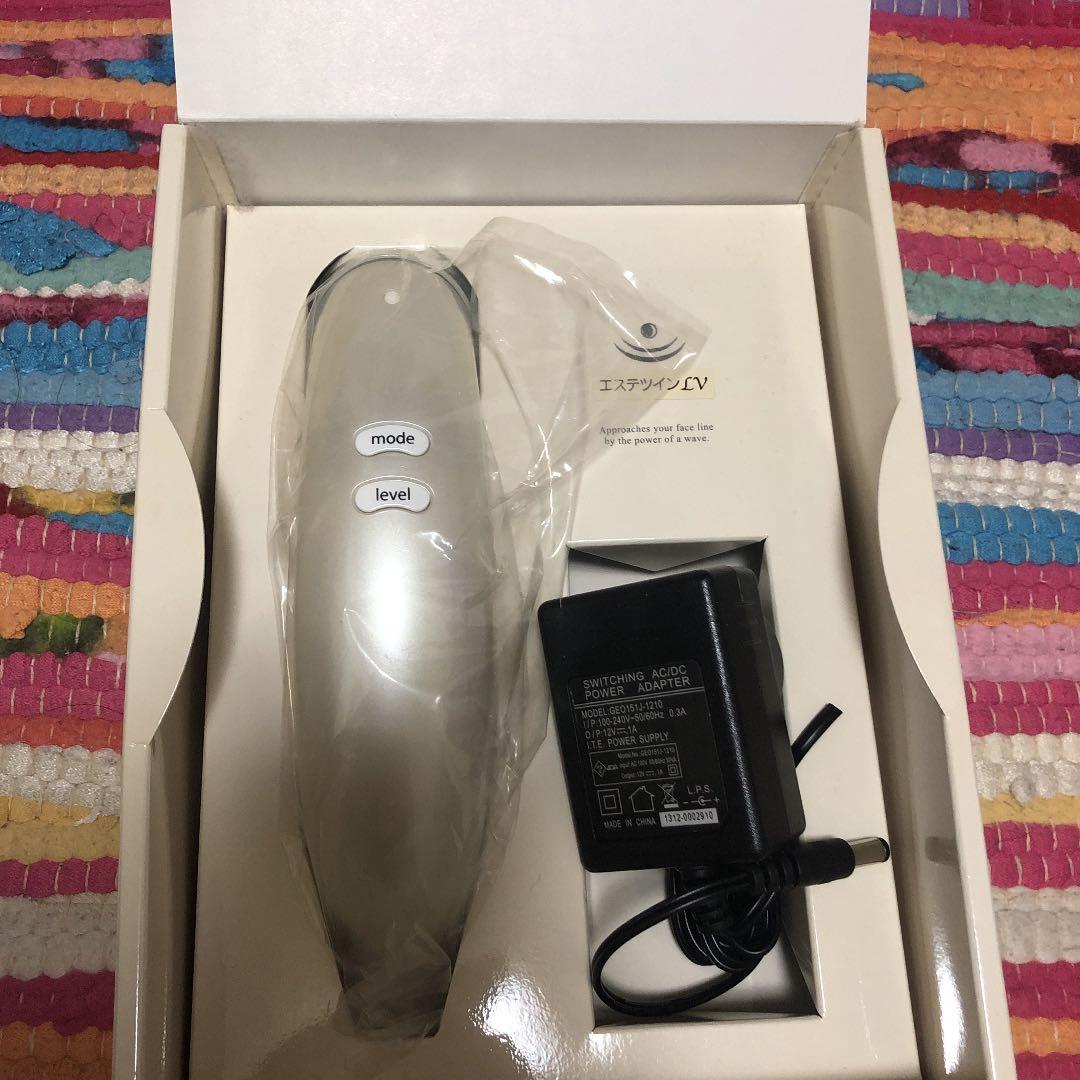 エステツインLV 美顔器［未使用］ソニックエッセンス付