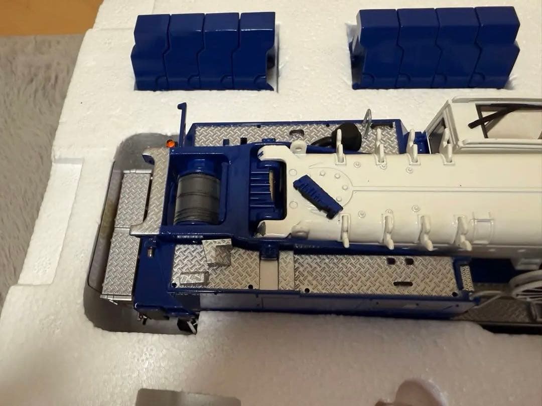 TADANO ATF 400G-6 クレーン模型　パワーシステム付　値引き可能