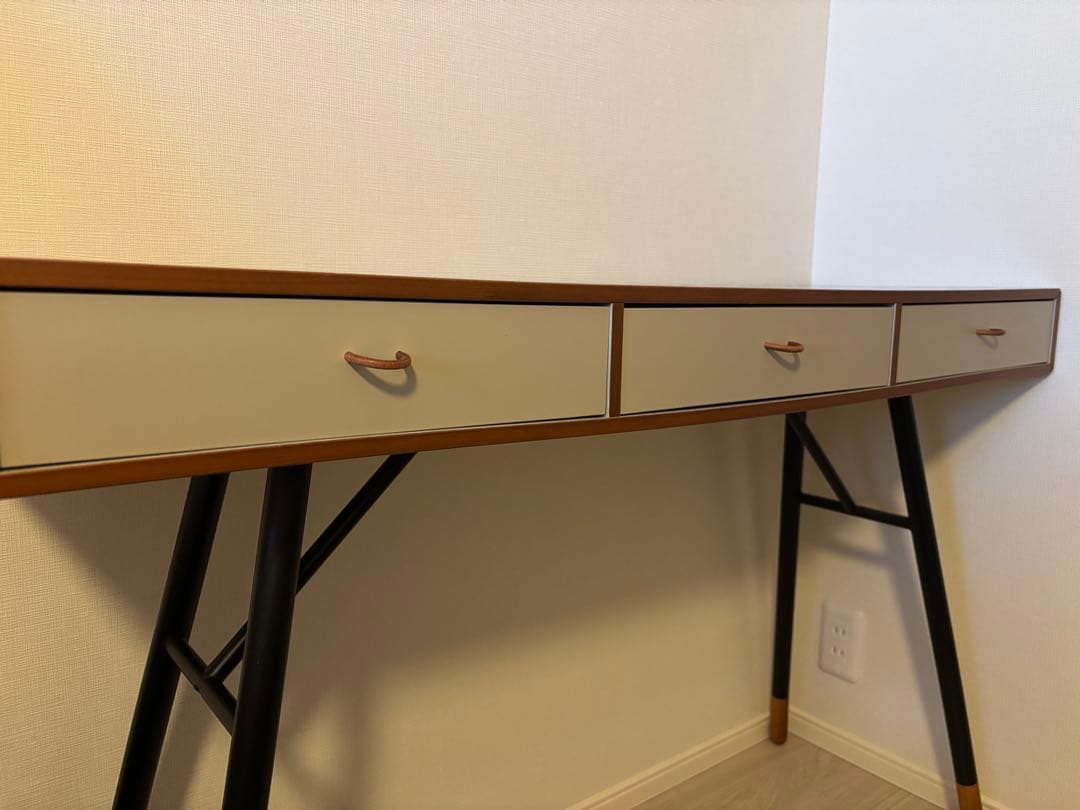 エルメス　ボーコンセプト　デスク