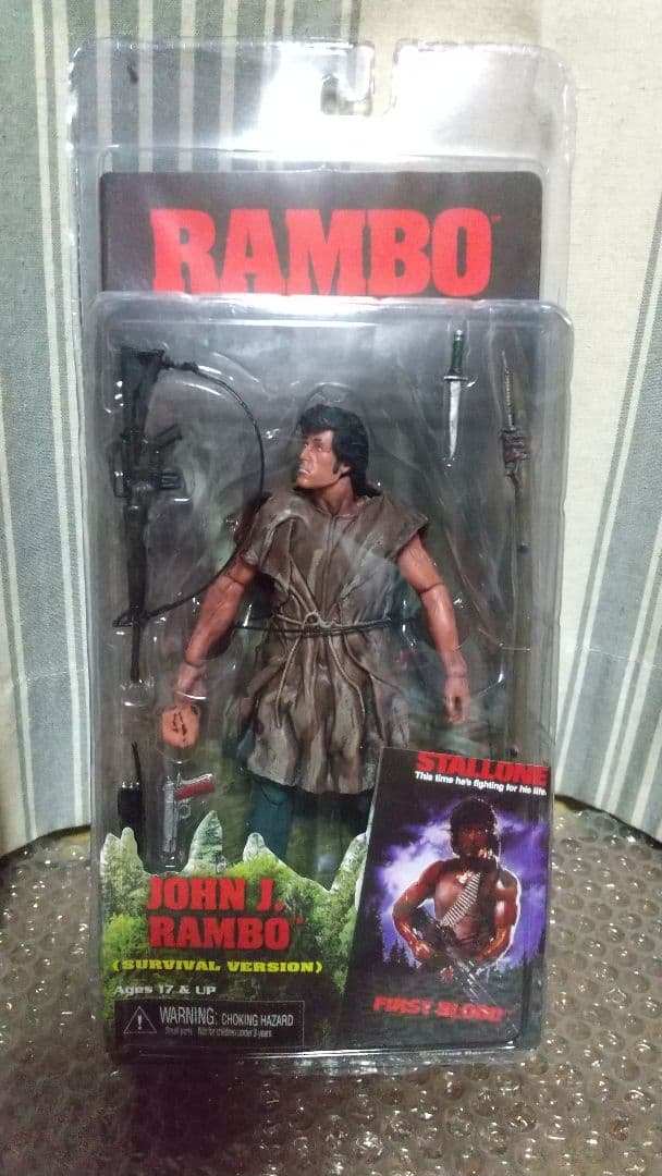 最終値下げ！新品　NECA ファースト・ブラッド　ジョン・ランボー　サバイバル
