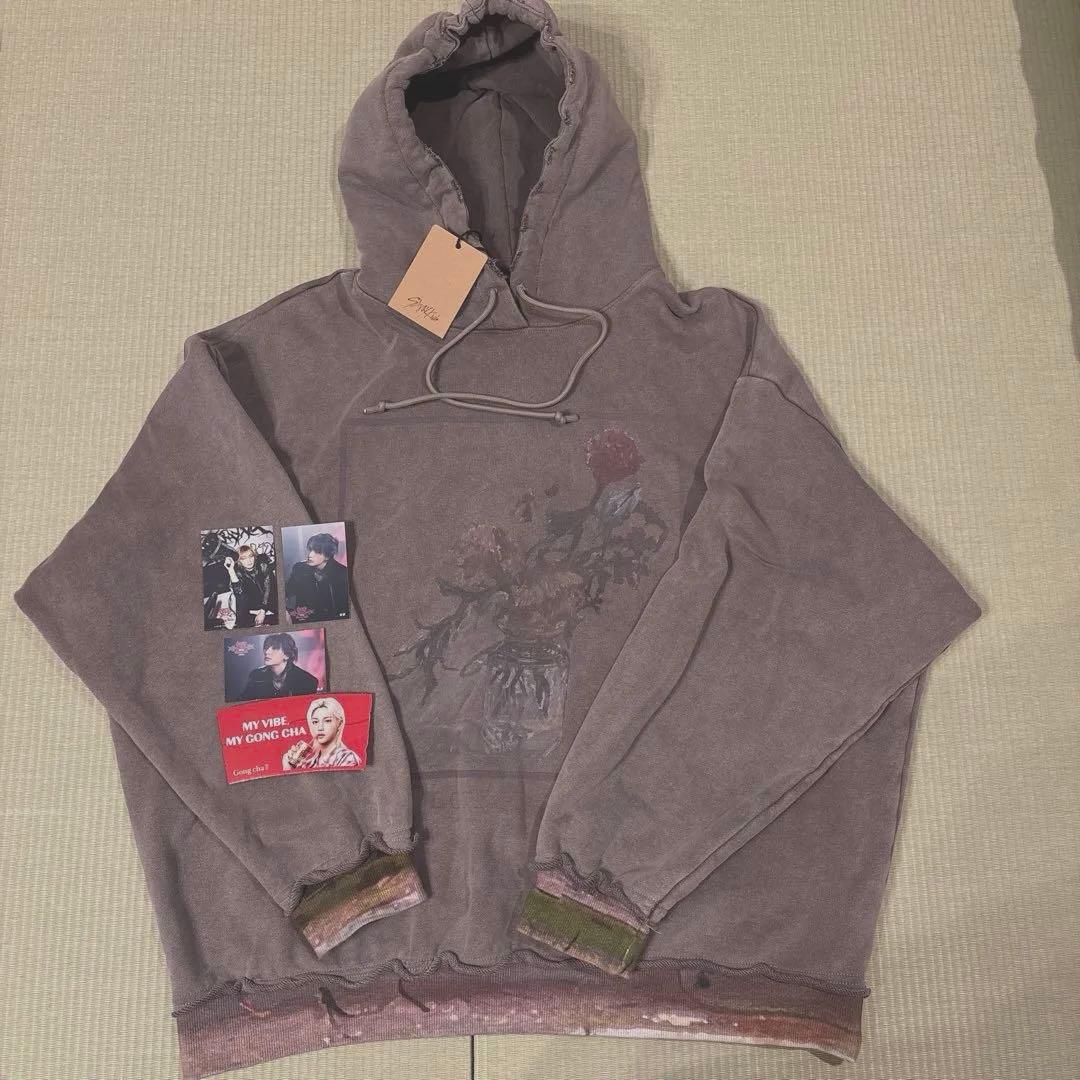 ヒョンジン　パーカー