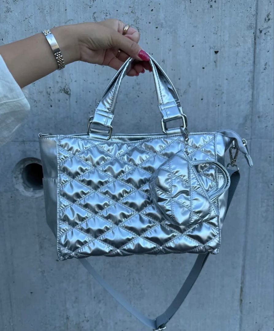 soleile ソレイル　スクエア　バッグ　シルバー　撥水