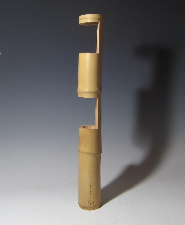 無限斎（裏千家 十四代 淡々斎）竹 二重切花入「古山」素朴な優雅の名品k534