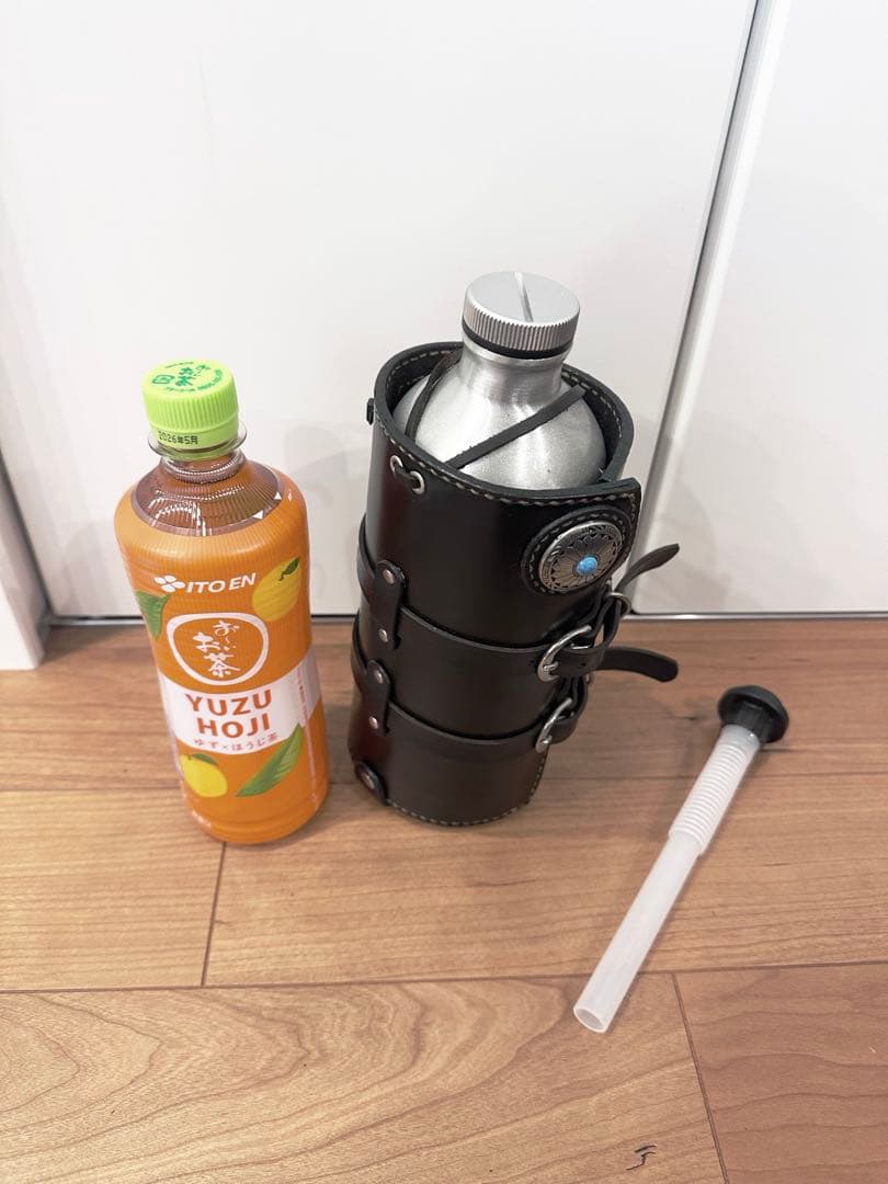 ガソリン予備燃料タンク　携行缶