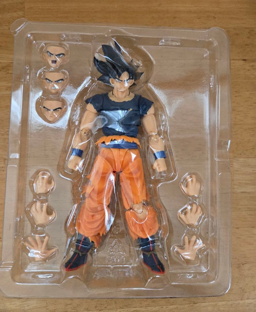 S.H.figuarts 孫悟空　身勝手の極意兆