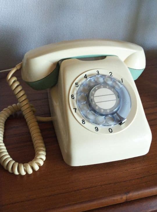 昭和レトロ電話機601-A2　アイボリー