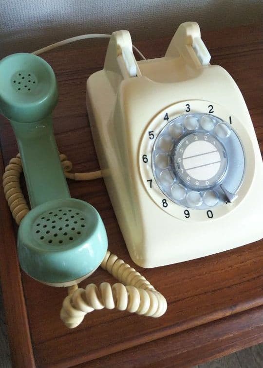 昭和レトロ電話機601-A2　アイボリー