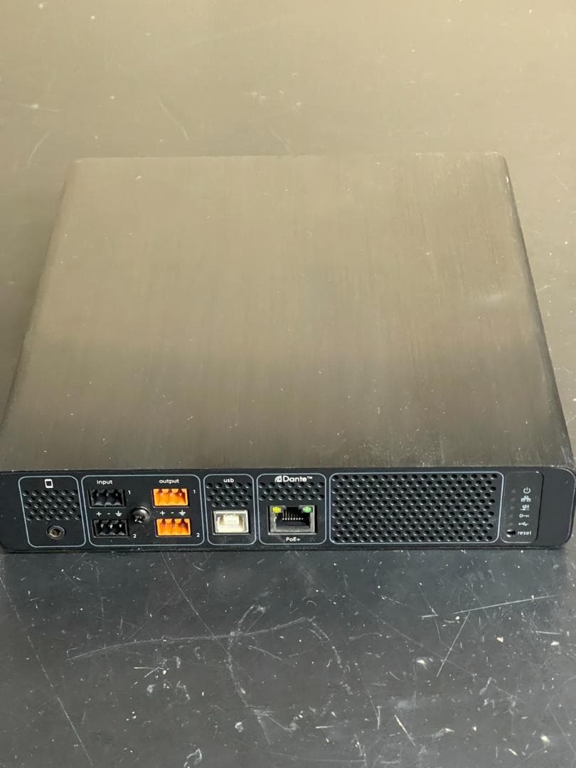 SHURE P300-IMX IntelliMix オーディオ会議プロセッサー