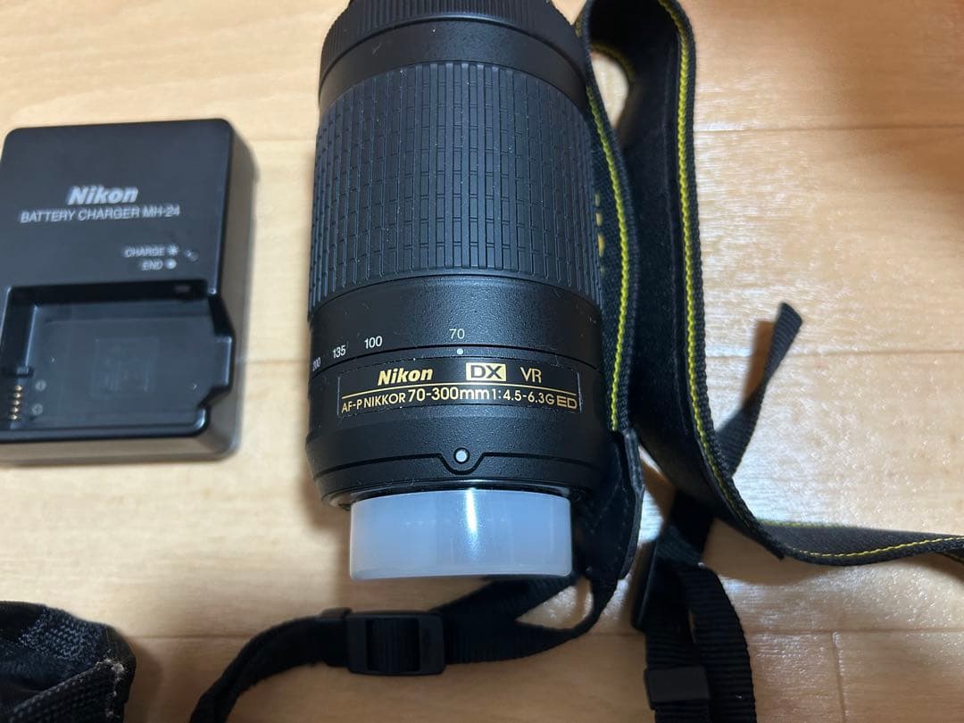 Nikon D5300 デジタル一眼レフカメラ　カメラバッグ付き　レンズセット