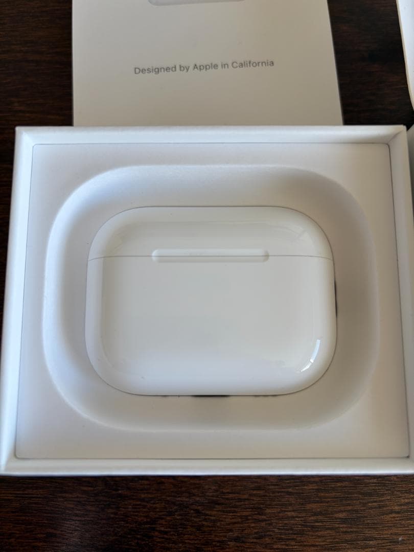 超美品 apple AirPodsPro3 ワイヤレスイヤホン