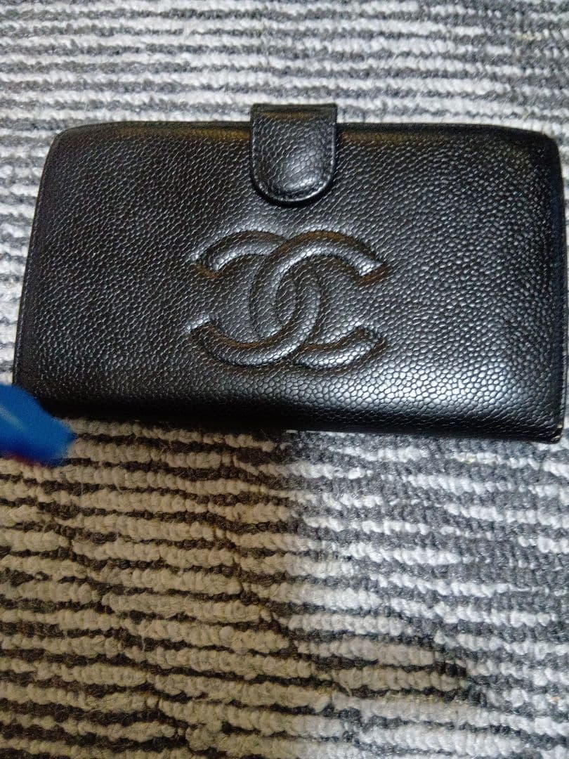 シャネル黒財布がま口小銭入れ