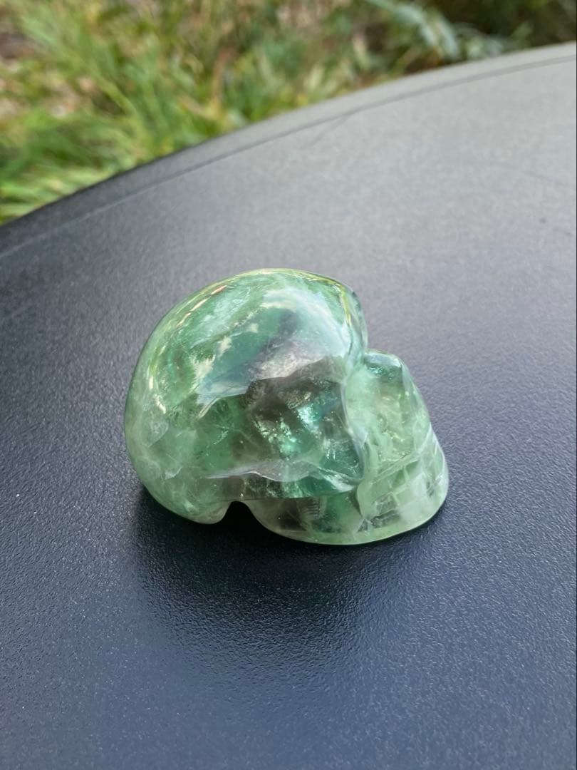 グリーン　フローライト　スカル　モチーフ