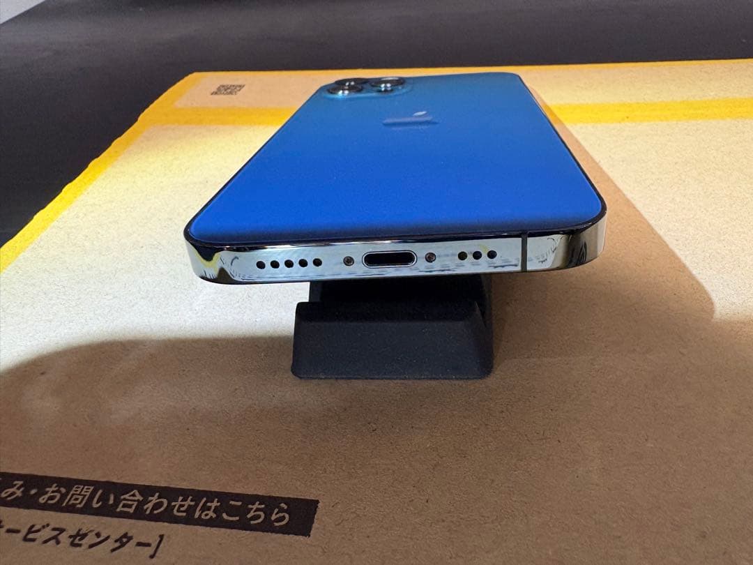 新品フィルムおまけ付き　iPhone 12 Pro グラファイト　256GB