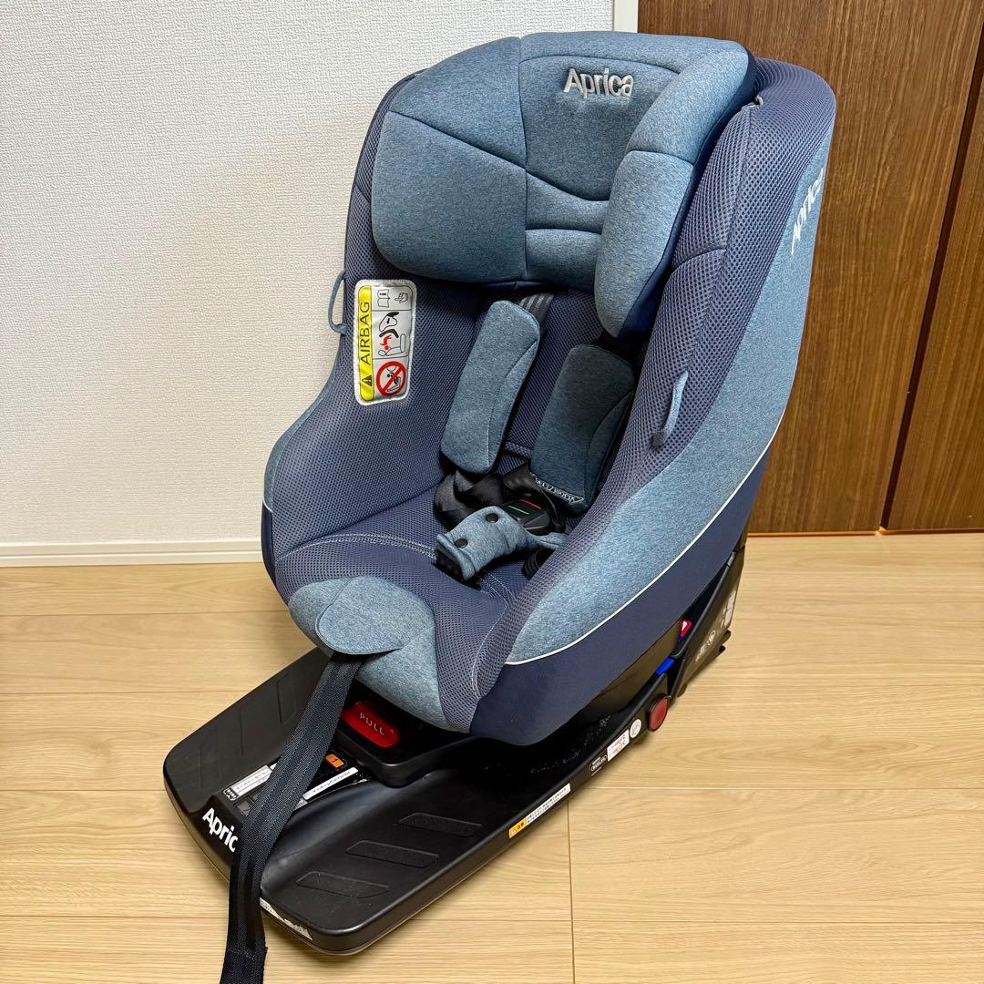 アップリカ チャイルドシート クルリラ AD 使用回数少なめ 美品 シート回転型
