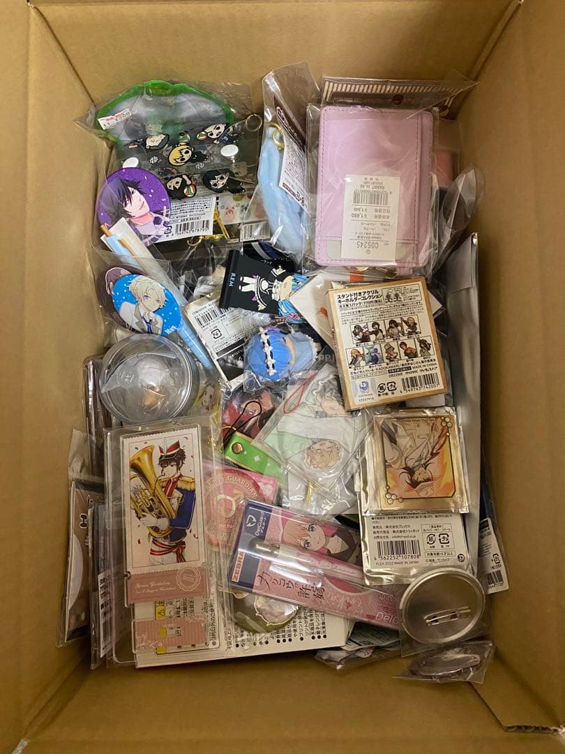 700点以上 100サイズ ノンジャンル アニメグッズ まとめ売り 9.1kg