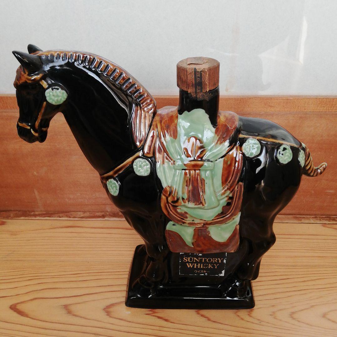 SUNTORY  サントリーローヤル 干支 午歳 陶器ボトル