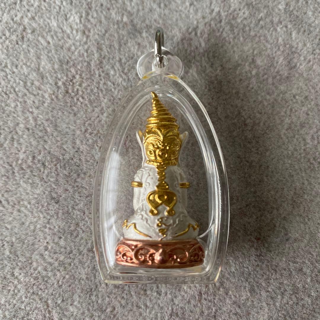 プラクルアン 精霊ンガン LPウィンユ師 超レア品 愛 成功 ビジネス運 御守り