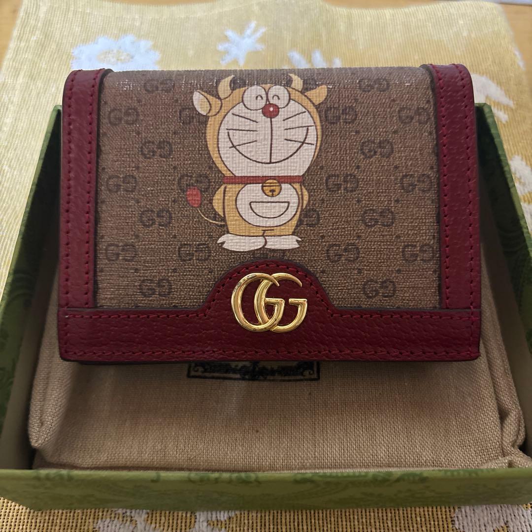 GUCCI ドラえもん二つ折り財布